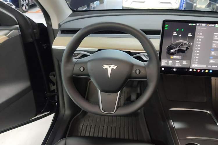 Used Tesla Model Y 2022 Revised Version Long-Range All-Wheel Drive Steering Wheel