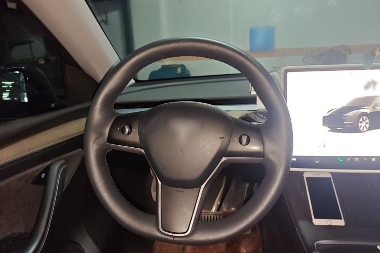 Used Tesla Model Y 2022 Revised Version Rear-Wheel Drive Steering Wheel