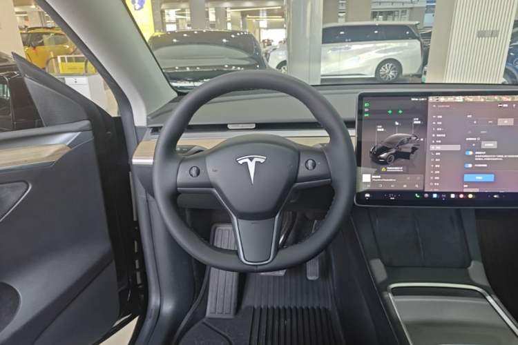 Used Tesla Model Y 2022 Revised Version Rear-Wheel Drive Steering Wheel