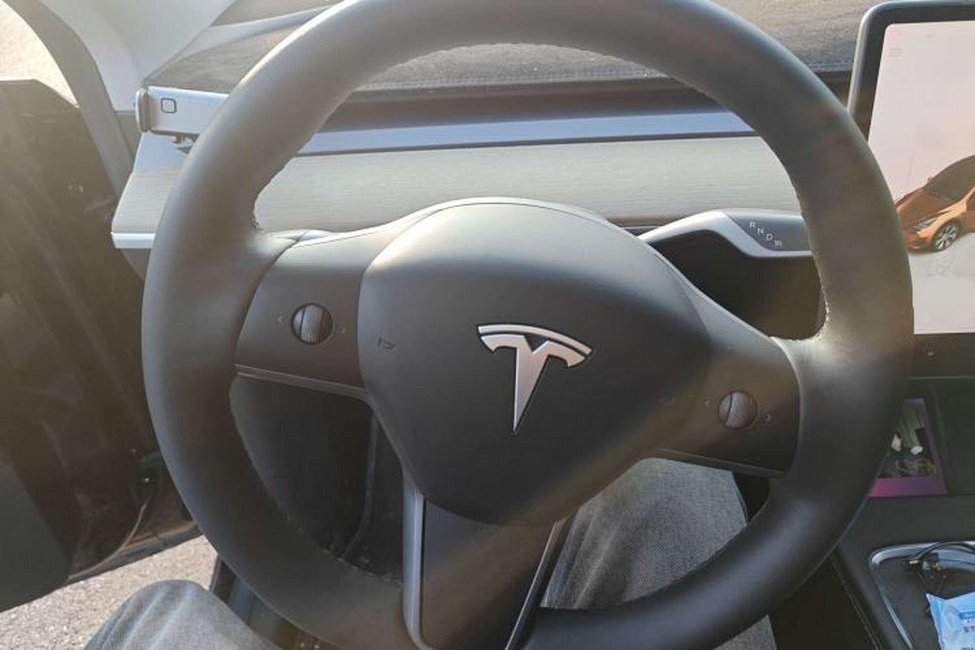 Used Tesla Model Y 2022 Rear-Wheel-Drive Version Steering Wheel