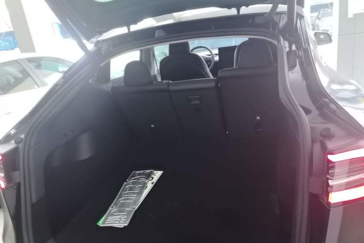 Used Tesla Model Y 2022 Revised Version Rear-Wheel Drive Trunk