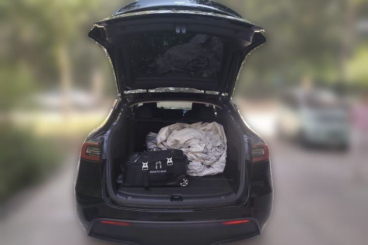 Used Tesla Model Y 2022 Rear-Wheel-Drive Version Trunk