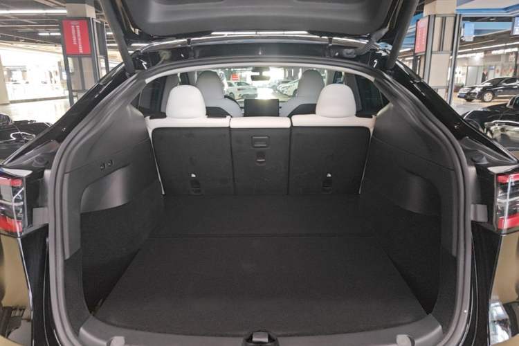 Used Tesla Model Y 2022 Revised Version Long-Range All-Wheel Drive Trunk