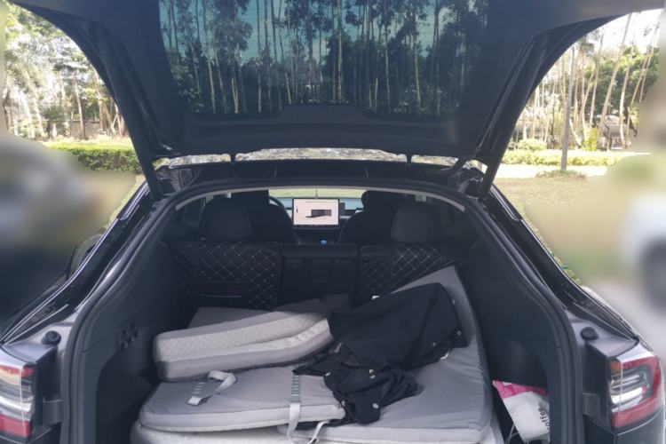 Used Tesla Model Y 2022 Rear-Wheel-Drive Version Trunk