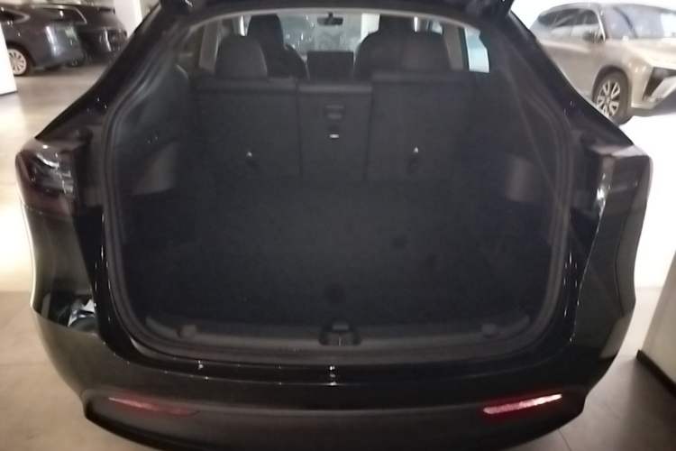 Used Tesla Model Y 2022 Revised Version Long-Range All-Wheel Drive Trunk
