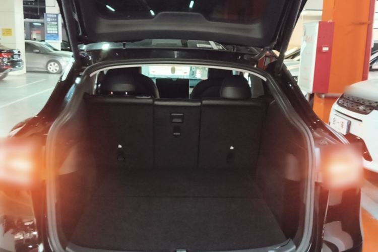 Used Tesla Model Y 2022 Rear-Wheel-Drive Version Trunk