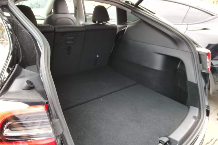 Used Tesla Model Y 2022 Revised Version Rear-Wheel Drive Trunk