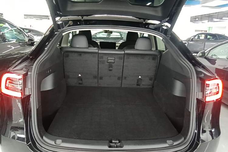 Used Tesla Model Y 2022 Revised Version Rear-Wheel Drive Trunk