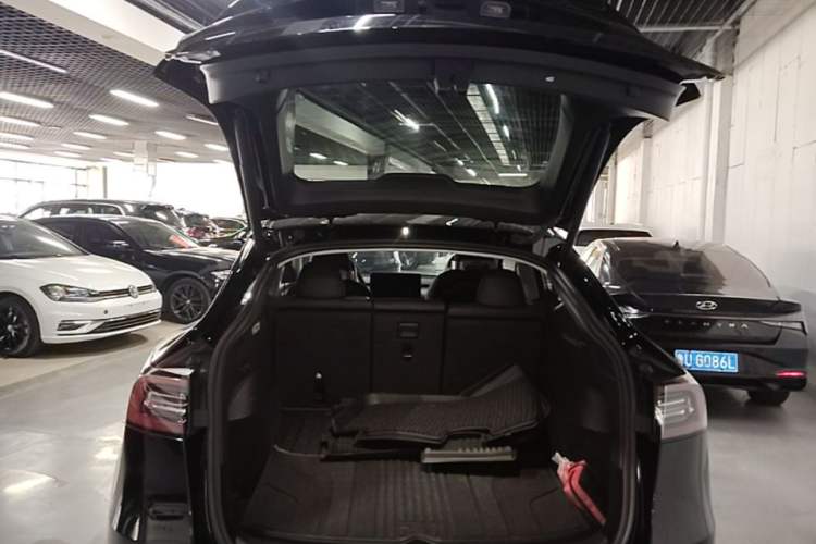 Used Tesla Model Y 2022 Revised Version Long-Range All-Wheel Drive Trunk