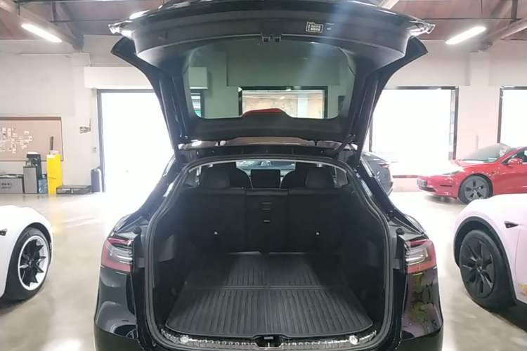 Used Tesla Model Y 2022 Revised Version Rear-Wheel Drive Trunk