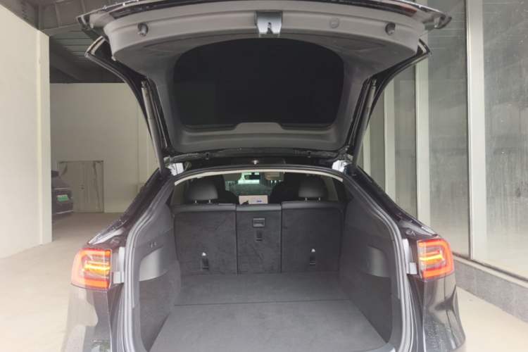Used Tesla Model Y 2022 Revised Version Rear-Wheel Drive Trunk
