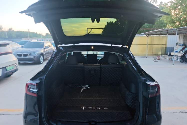Used Tesla Model Y 2022 Revised Version Long-Range All-Wheel Drive Trunk