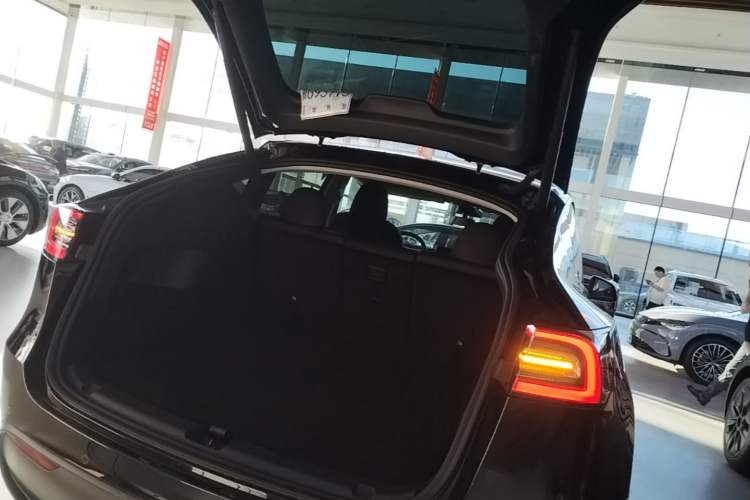 Used Tesla Model Y 2022 Revised Version Rear-Wheel Drive Trunk