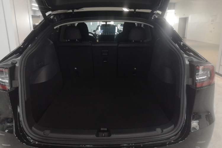 Used Tesla Model Y 2022 Revised Version Long-Range All-Wheel Drive Trunk