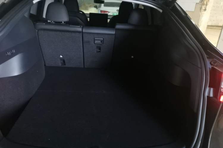 Used Tesla Model Y 2022 Revised Version Rear-Wheel Drive Trunk