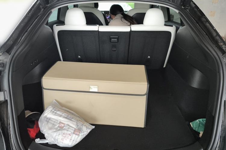 Used Tesla Model Y 2022 Rear-Wheel-Drive Version Trunk