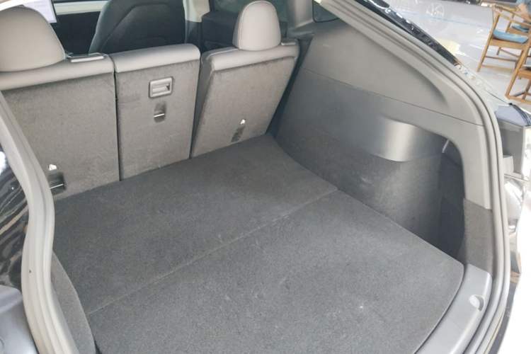 Used Tesla Model Y 2022 Revised Version Rear-Wheel Drive Trunk