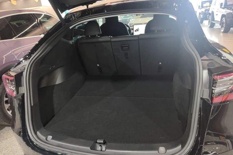 Used Tesla Model Y 2022 Revised Version Rear-Wheel Drive Trunk