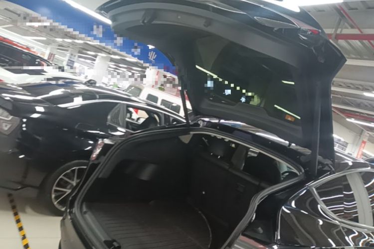 Used Tesla Model Y 2022 Rear-Wheel-Drive Version Trunk
