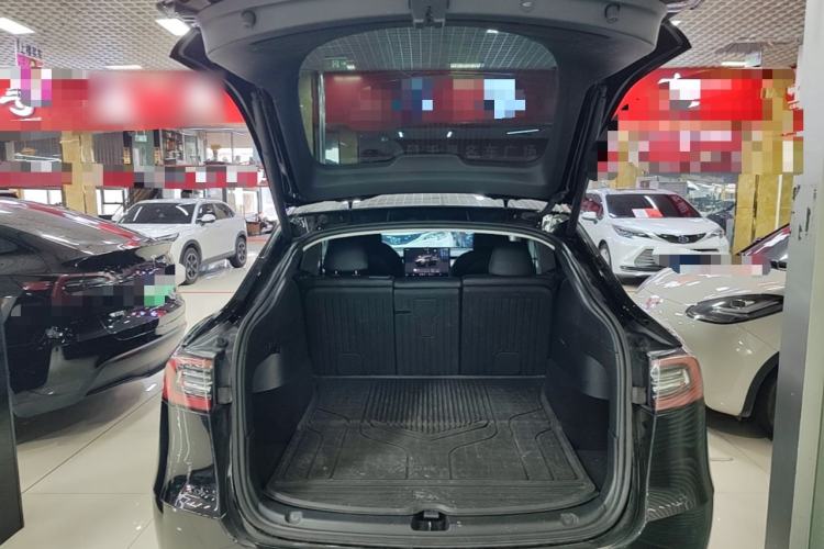 Used Tesla Model Y 2022 Rear-Wheel-Drive Version Trunk