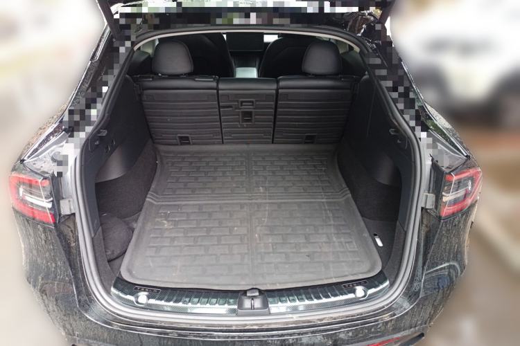 Used Tesla Model Y 2022 Rear-Wheel-Drive Version Trunk