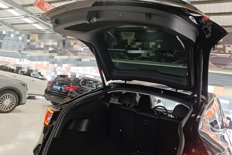 Used Tesla Model Y 2022 Rear-Wheel-Drive Version Trunk