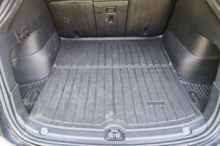 Used Tesla Model Y 2022 Revised Version Rear-Wheel Drive Trunk