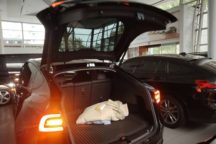 Used Tesla Model Y 2022 Revised Version Rear-Wheel Drive Trunk