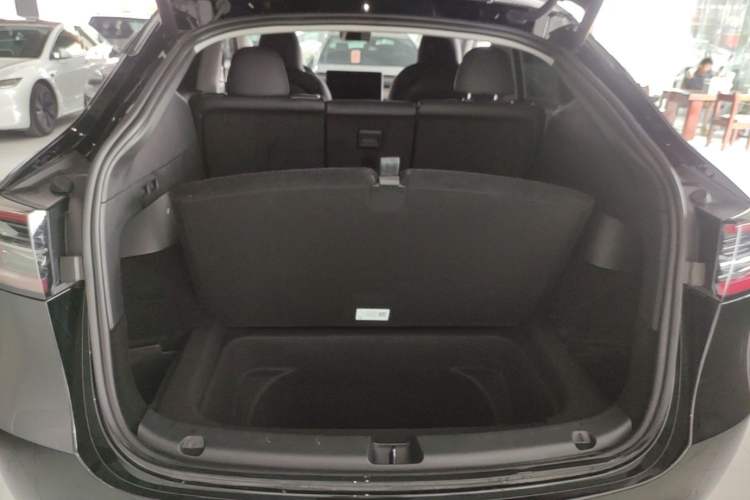 Used Tesla Model Y 2022 Revised Version Rear-Wheel Drive Trunk