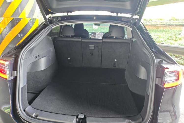 Used Tesla Model Y 2022 Revised Version Rear-Wheel Drive Trunk