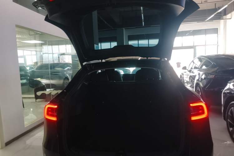 Used Tesla Model Y 2022 Revised Version Rear-Wheel Drive Trunk