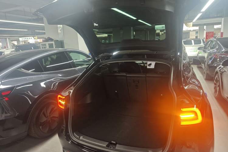 Used Tesla Model Y 2022 Revised Version Long-Range All-Wheel Drive Trunk