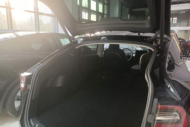 Used Tesla Model Y 2022 Revised Version Rear-Wheel Drive Trunk