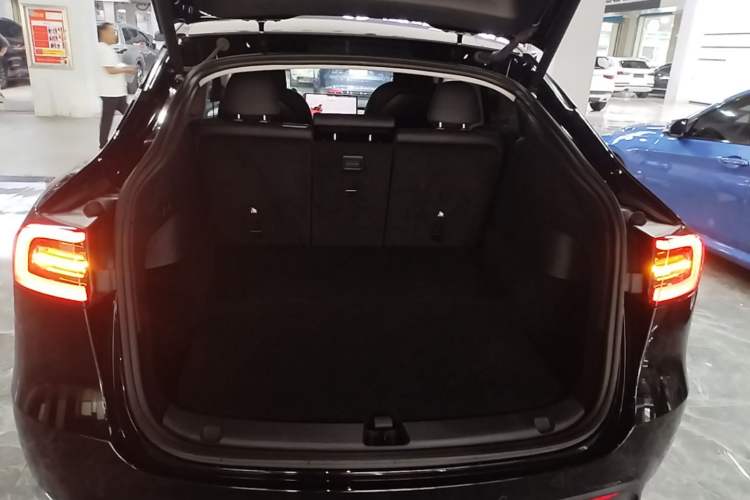 Used Tesla Model Y 2022 Revised Version Rear-Wheel Drive Trunk