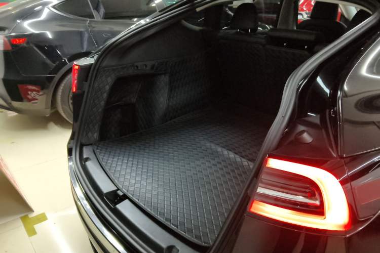 Used Tesla Model Y 2022 Revised Version Rear-Wheel Drive Trunk
