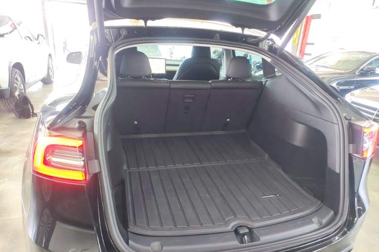 Used Tesla Model Y 2022 Revised Version Rear-Wheel Drive Trunk