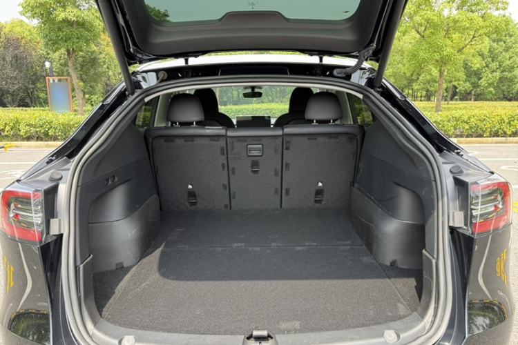 Used Tesla Model Y 2022 Revised Version Rear-Wheel Drive Trunk