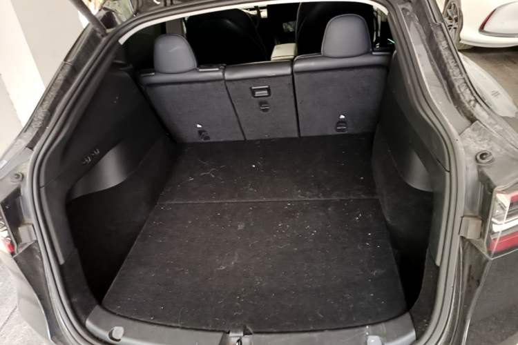 Used Tesla Model Y 2022 Revised Version Rear-Wheel Drive Trunk