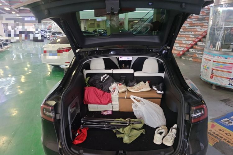 Used Tesla Model Y 2022 Performance High-Performance All-Wheel-Drive Version Trunk