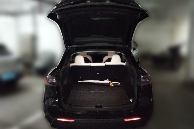 Used Tesla Model Y 2022 Performance High-Performance All-Wheel-Drive Version Trunk