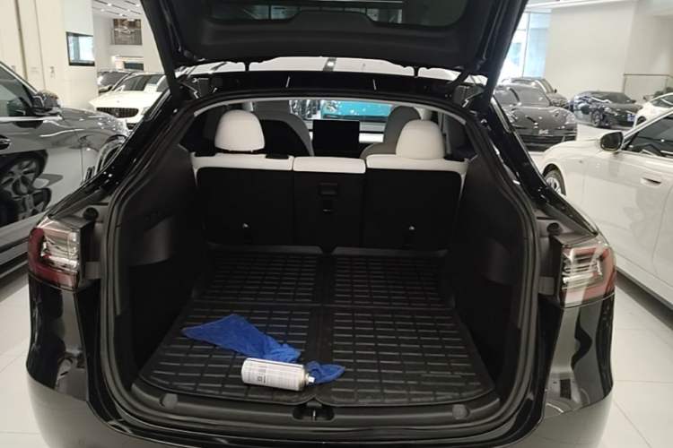 Used Tesla Model Y 2022 Revised Version Rear-Wheel Drive Trunk