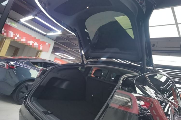 Used Tesla Model Y 2022 Performance High-Performance All-Wheel-Drive Version Trunk