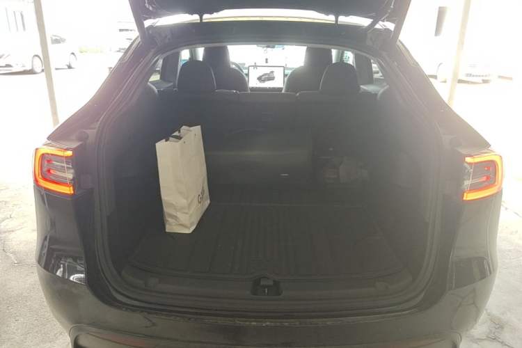 Used Tesla Model Y 2022 Revised Version Rear-Wheel Drive Trunk