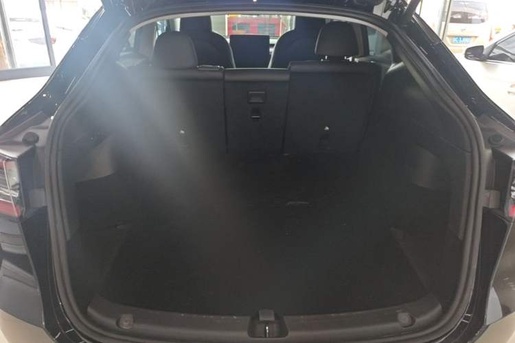 Used Tesla Model Y 2022 Revised Version Rear-Wheel Drive Trunk