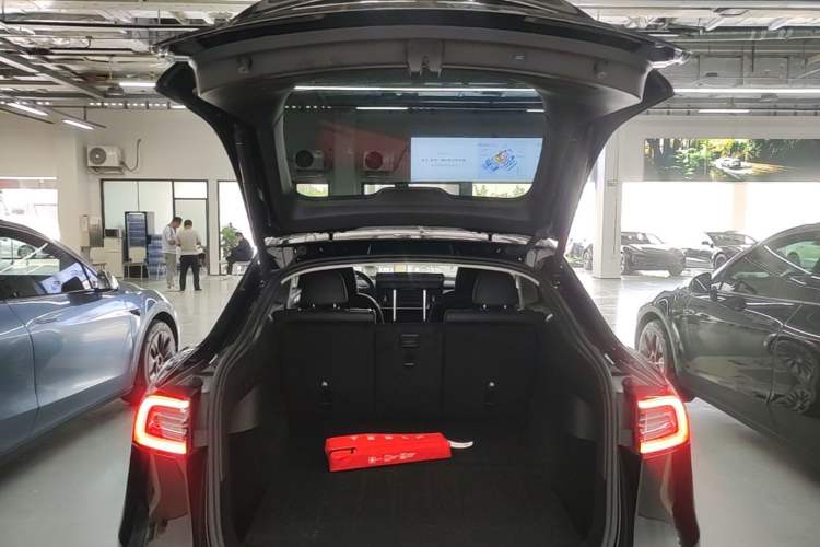 Used Tesla Model Y 2022 Revised Version Rear-Wheel Drive Trunk