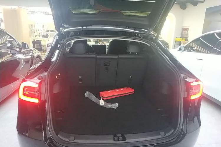 Used Tesla Model Y 2022 Revised Version Rear-Wheel Drive Trunk