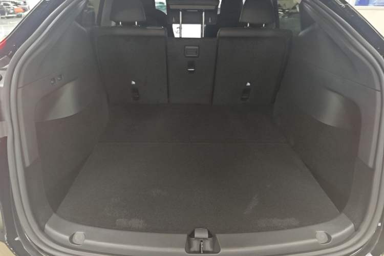 Used Tesla Model Y 2022 Revised Version Rear-Wheel Drive Trunk