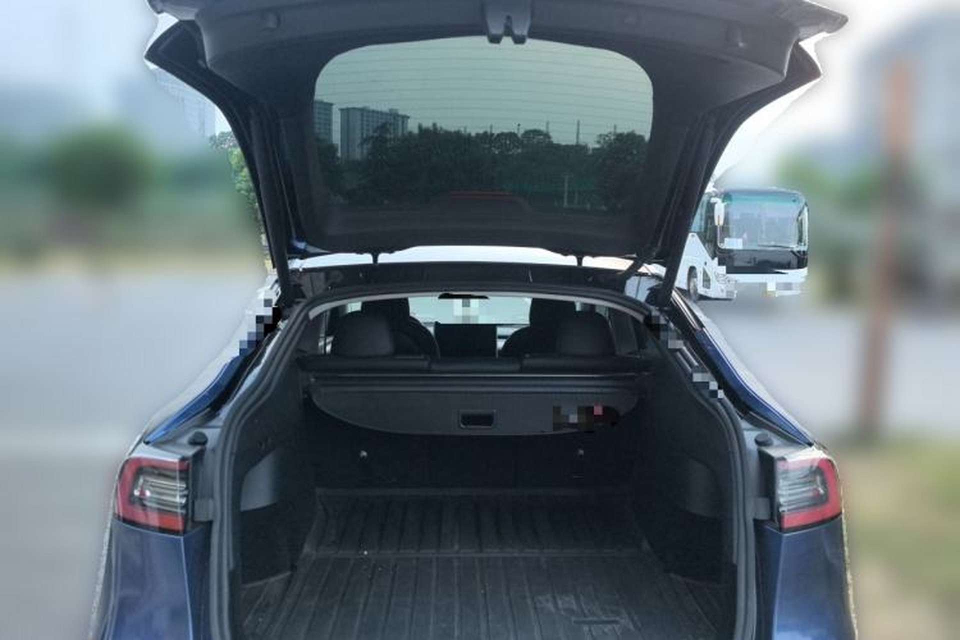 Used Tesla Model Y 2022 Rear-Wheel-Drive Version Trunk