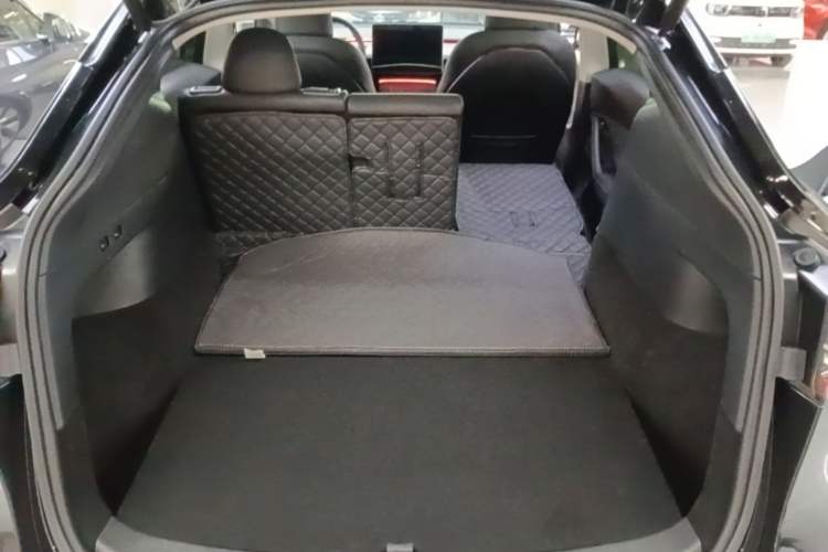 Used Tesla Model Y 2022 Revised Version Rear-Wheel Drive Trunk
