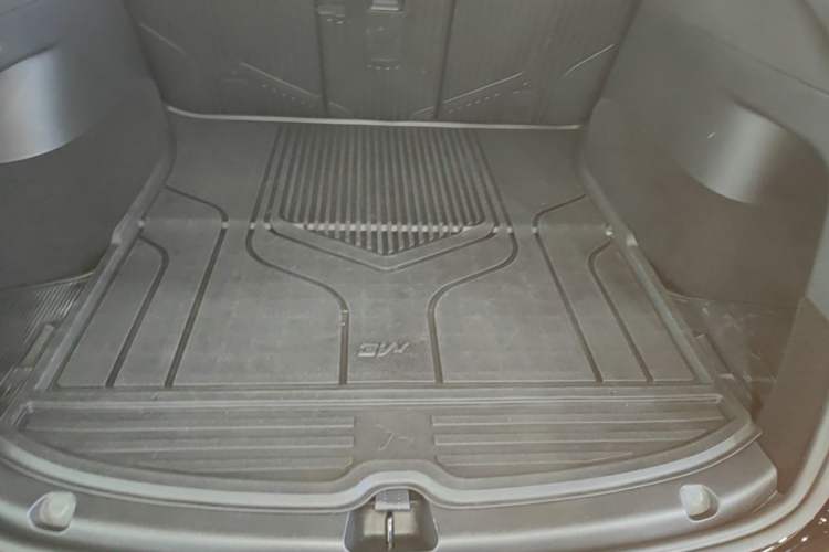 Used Tesla Model Y 2022 Revised Version Rear-Wheel Drive Trunk